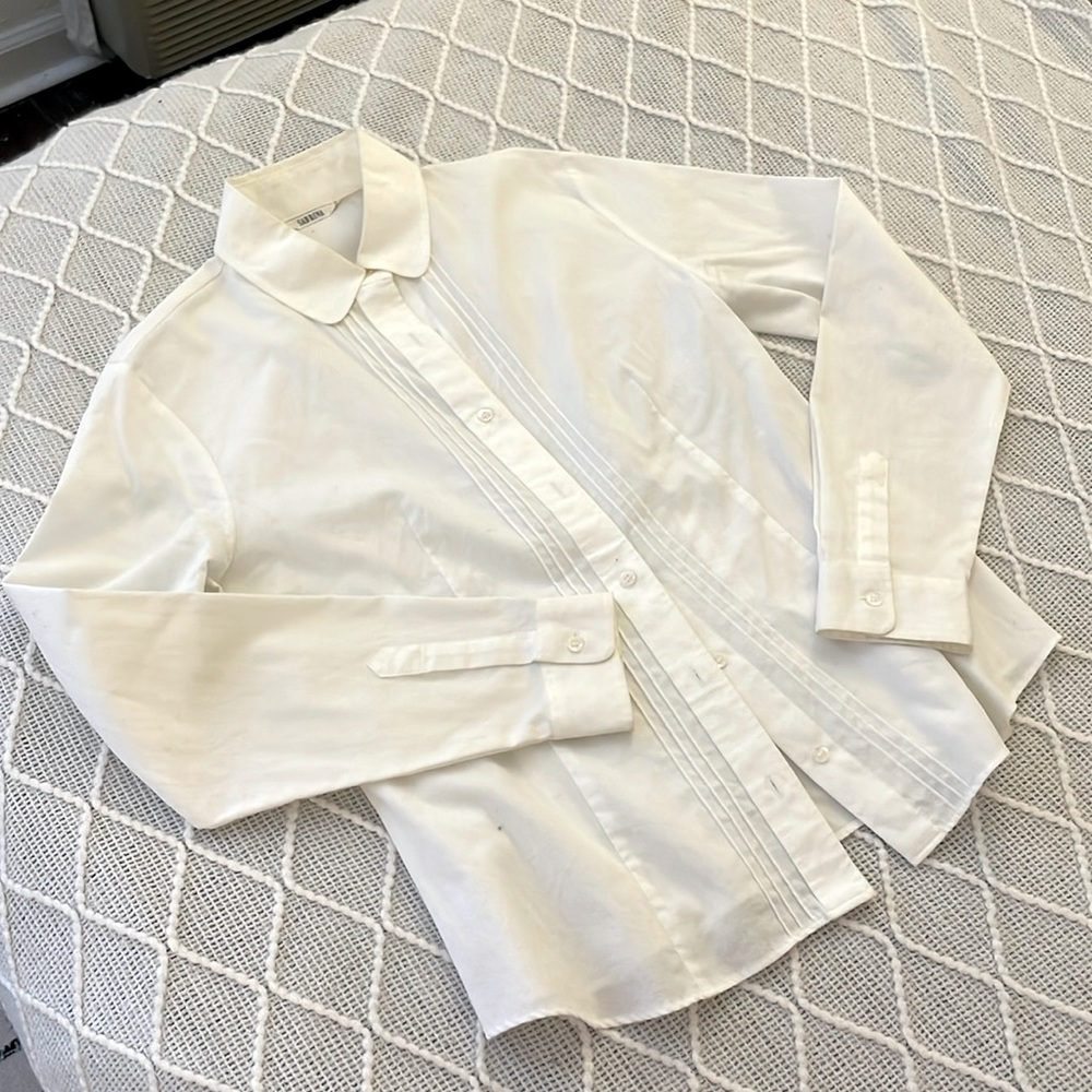 all season cotton shirt 
Long sleeve
Cute round collar
Waist curve line on back